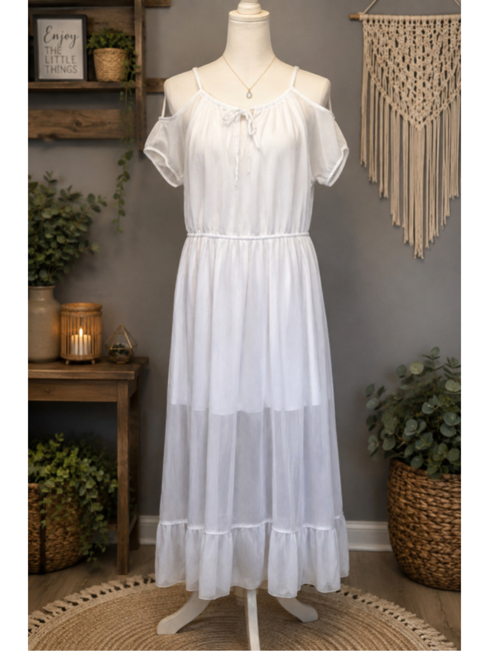 Earthbound Trading Co. White Boho Off-Shoulder Dress Size Small